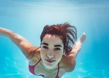 Coronavirus: How icy water could help you through the stress of the pandemic