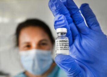Covid-19: 90% vaccination uptake is possible, but alternative is bleak