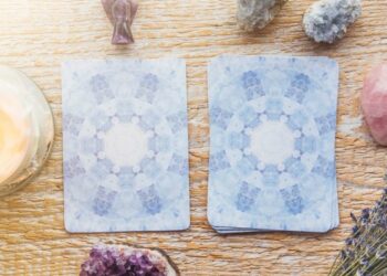 this-tarot-card-represents-the-perfect-balance-of-wisdom-&-stability