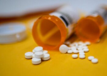 why-prescription-opioids-aren’t-only-a-problem-for-white-americans