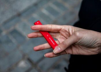 the-us.-has-made-little-progress-against-teen-vaping,-new-data-show