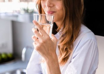 an-easy-way-to-relieve-constipation-using-food,-from-an-rd