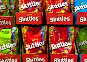 a-california-bill-is-trying-to-ban-the-chemicals-in-your-favorite-candies