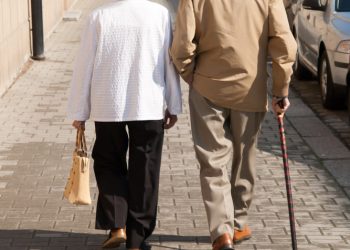 4-tips-for-choosing-a-care-home-for-your-loved-one