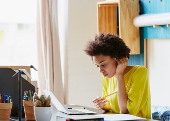 i’m-a-neuropsychologist:-4-brain-sabotaging-habits-i-try-to-avoid