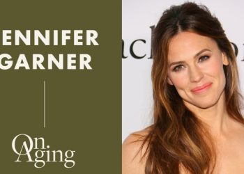 jennifer-garner-says-this-is-the-key-to-reducing-neck-wrinkles