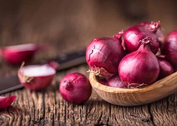 why-you-should-always-use-organic-red-onions