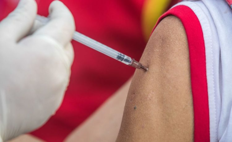 genetics-played-role-in-rare-blood-clots-linked-to-covid-19-vaccines,-researchers-find