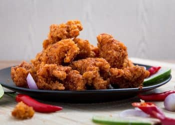 the-hot-honey-chicken-bites-that-are-perfect-for-summer-nights