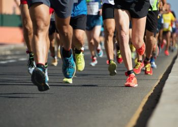 garmin-runners-find-running-more-miles-is-healthier