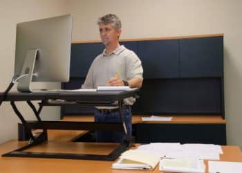 good-posture:-why-your-mom-was-right,-and-how-behavioral-science-can-help