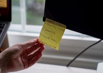 covid-19-can-leave-a-lasting-mark-on-the-brain—especially-for-older-people