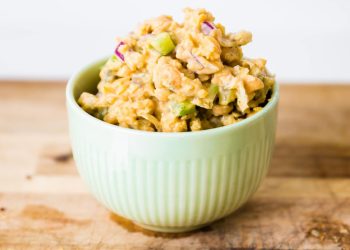 the-chickpea-“tuna”-salad-sandwich:-hearty-and-quick