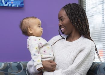 CHEO provides mental health support for parents after NICU stay