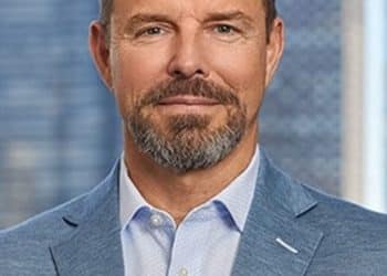 I run the world’s largest employee mental health company. Leaders are treating AI adoption as a tech problem. It’s not