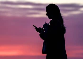 AI chatbots gave people alternatives to chemotherapy, study finds